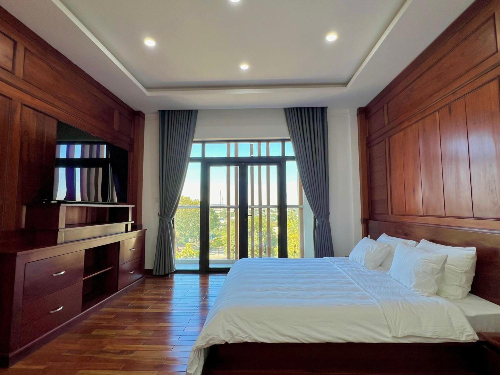 波来古市Doan Gia Luxury House公寓式酒店 外观 照片